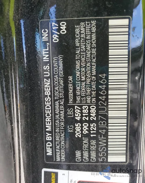 2018 Mercedes-Benz C 300 z USA, uszkodzony, nr VIN 55SWF4JB7JU246464